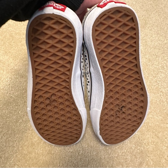 ⭐️ Vans Kids' Speckled Black and White Sneakers - Picture 5 of 5
